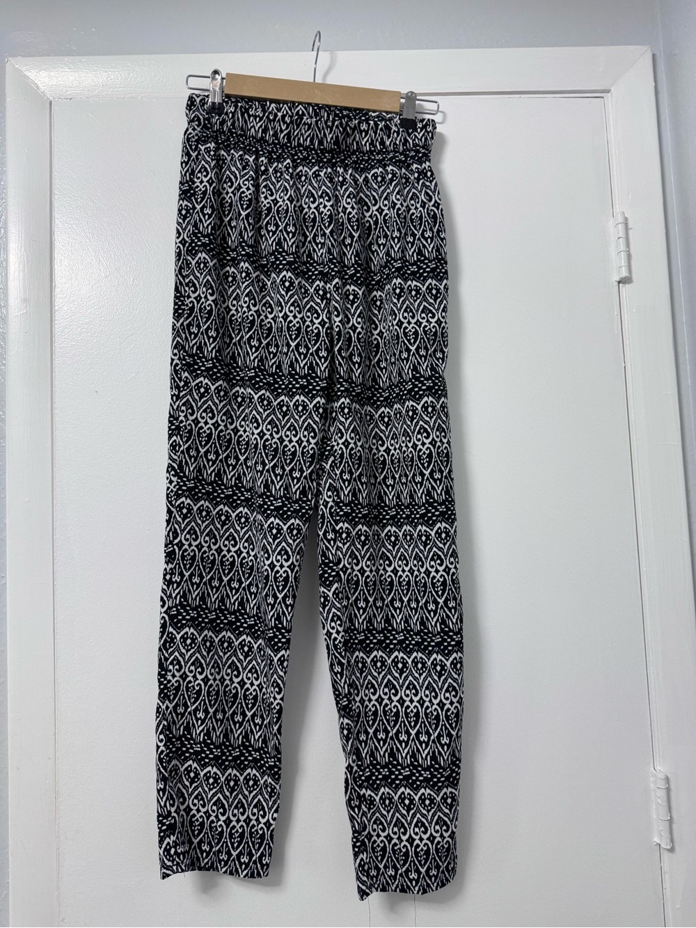 Ambiance Apparel Black & White Printed Skirt